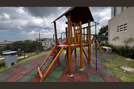 Apartamento à venda com 33m², 2 quartos e 1 vaga Apartamento à venda com 33m², 2 quartos e 1 vagaPlayground