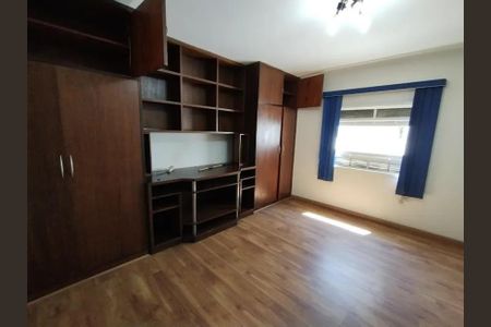 Casa à venda com 3 quartos, 230m² em Jardim da Gloria, São Paulo
