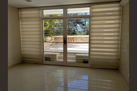 Casa à venda com 3 quartos, 230m² em Jardim da Gloria, São Paulo