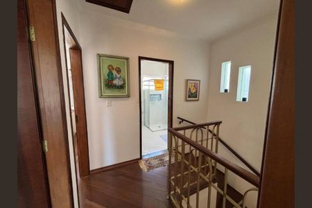Casa à venda com 209m², 3 quartos e 3 vagas