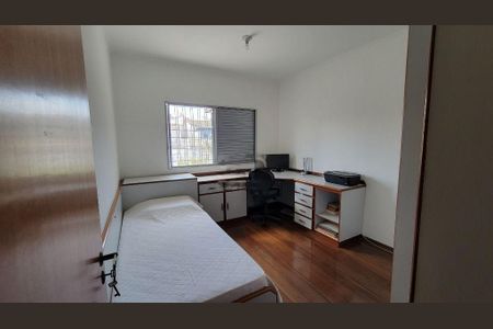 Casa à venda com 3 quartos, 209m² em Santa Terezinha, São Bernardo do Campo