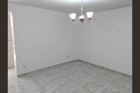 Casa para alugar com 3 quartos, 130m² em Vila Ipojuca, São Paulo