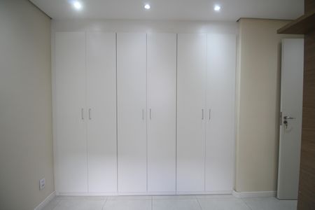 Quarto 1 de apartamento para alugar com 2 quartos, 42m² em Vila Plana, São Paulo