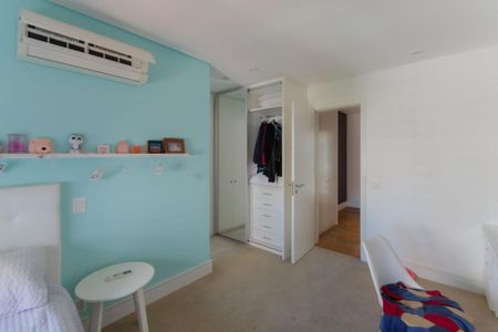 Apartamento à venda com 250m², 4 quartos e 4 vagas