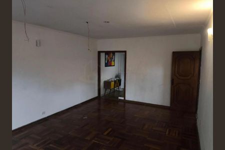 Foto 02 de casa para alugar com 4 quartos, 151m² em Jardim Jabaquara, São Paulo