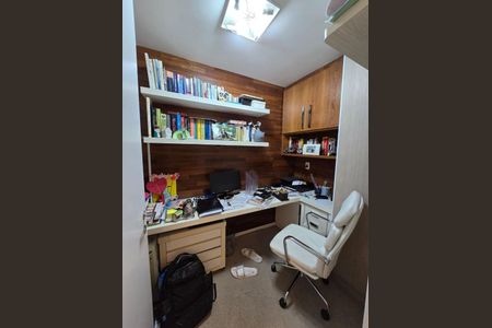 Apartamento à venda com 165m², 3 quartos e 3 vagas