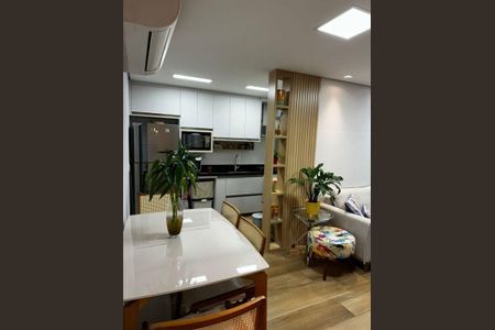 Apartamento à venda com 2 quartos, 67m² em Empresarial 18 do Forte, Barueri