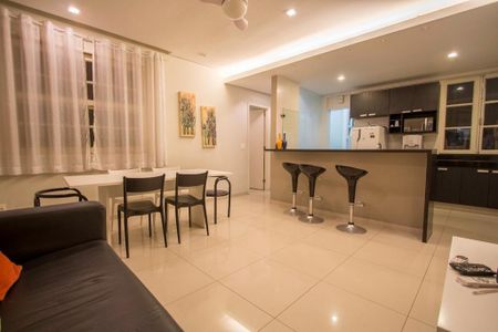 Apartamento à venda com 76m², 2 quartos e 1 vaga