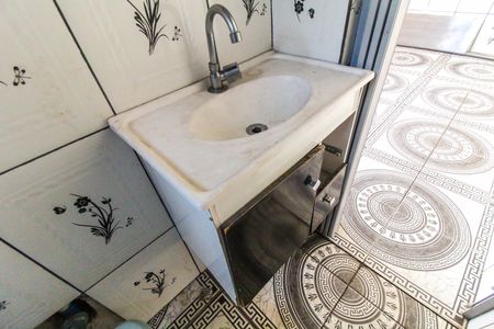 Casa à venda com 240m², 6 quartos e 2 vagasBanheiro 2