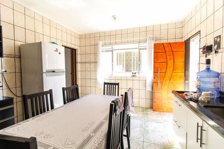 Casa à venda com 240m², 6 quartos e 2 vagasCozinha
