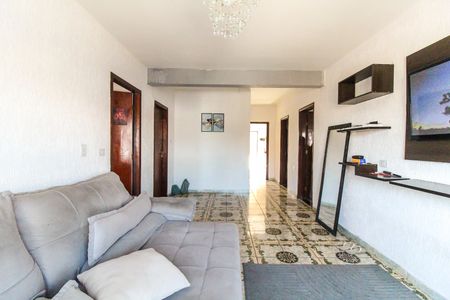 Sala de casa à venda com 6 quartos, 240m² em Jardim São Paulo, São Paulo