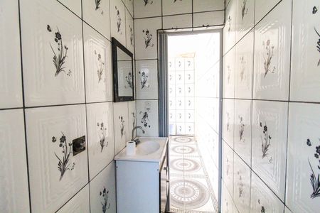 Casa à venda com 240m², 6 quartos e 2 vagasBanheiro 2