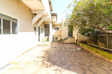 Casa à venda com 240m², 6 quartos e 2 vagasQuintal