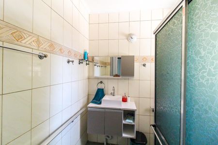 Casa à venda com 240m², 6 quartos e 2 vagasBanheiro