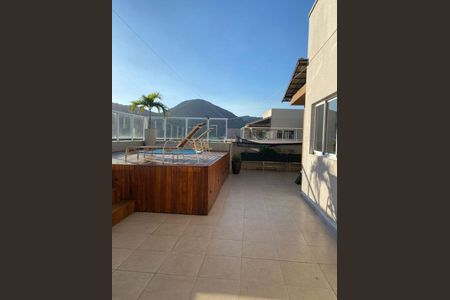 Apartamento à venda com 227m², 3 quartos e 2 vagas