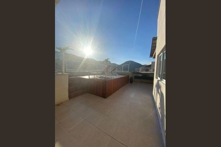 Apartamento à venda com 227m², 3 quartos e 2 vagas