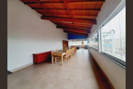 Área externa de casa à venda com 3 quartos, 236m² em Olímpico, São Caetano do Sul