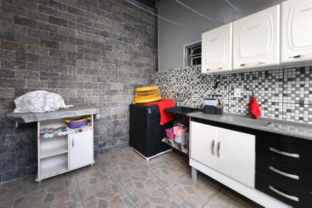 Casa à venda com 110m², 2 quartos e 2 vagasÁrea de Serviço