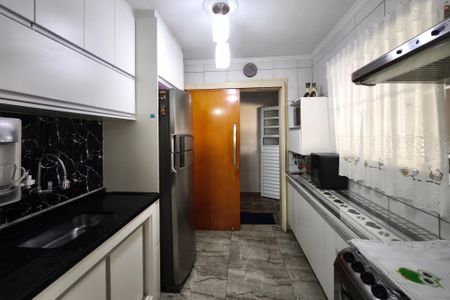 Casa à venda com 110m², 2 quartos e 2 vagasCozinha