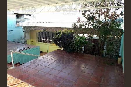 Casa à venda com 2 quartos, 250m² em Santo Antônio, Osasco
