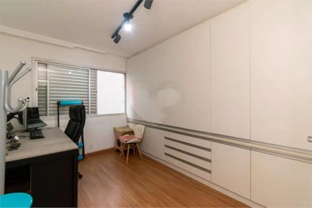 Apartamento à venda com 84m², 3 quartos e 1 vaga