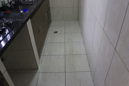 Casa para alugar com 247m², 4 quartos e 3 vagasCozinha 