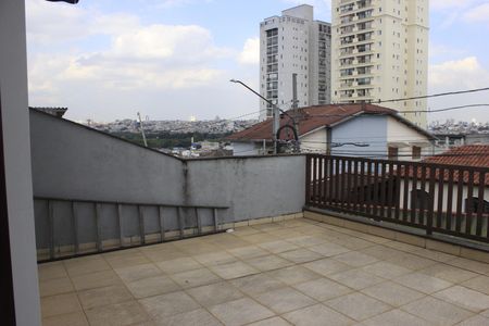 Varanda  de casa para alugar com 4 quartos, 247m² em Vila Clotilde, Guarulhos