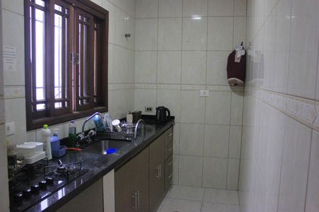 Casa para alugar com 247m², 4 quartos e 3 vagasCozinha 