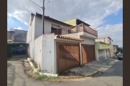 Casa para alugar com 247m², 4 quartos e 3 vagasFachada 