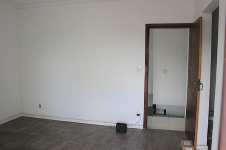 Casa para alugar com 247m², 4 quartos e 3 vagasSuíte 