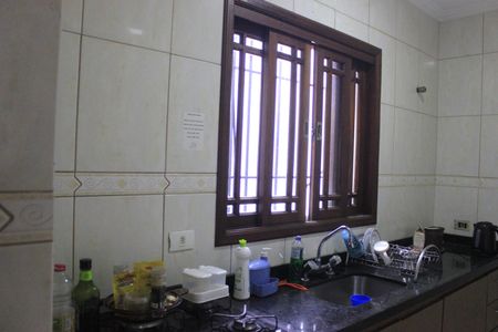 Casa para alugar com 247m², 4 quartos e 3 vagasCozinha 