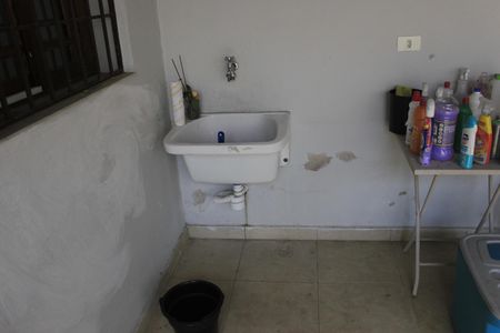 Casa para alugar com 247m², 4 quartos e 3 vagasQuintal e lavanderia 