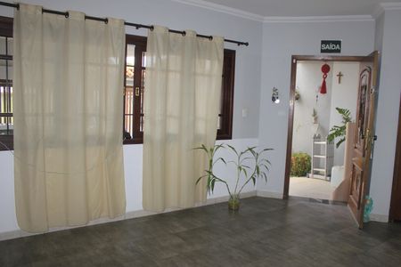 Casa para alugar com 247m², 4 quartos e 3 vagasSala 