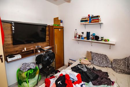 Apartamento à venda com 2 quartos, 60m² em Serrano, Belo Horizonte