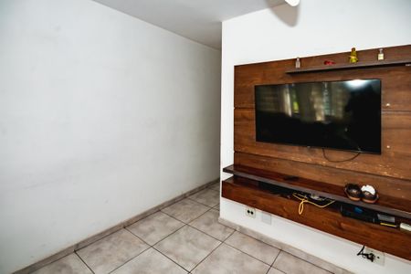 Apartamento à venda com 2 quartos, 60m² em Serrano, Belo Horizonte