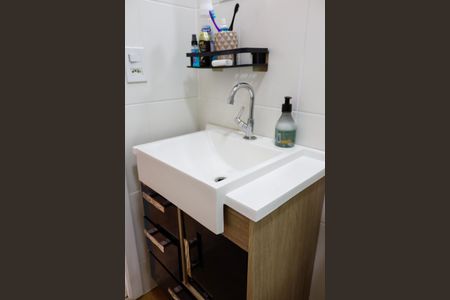 Banheiro de apartamento para alugar com 1 quarto, 30m² em Conceicao, Osasco