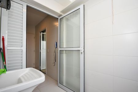 Apartamento à venda com 85m², 2 quartos e 2 vagaslavanderia