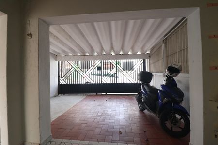 Vista Sala de casa à venda com 2 quartos, 80m² em Vila Vitória, Santo André