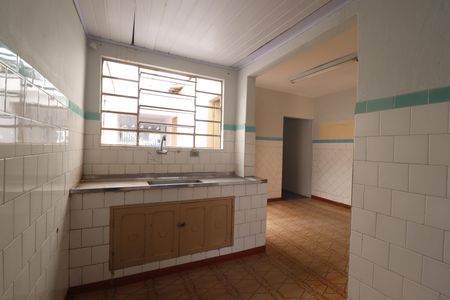Casa à venda com 80m², 2 quartos e 2 vagasCozinha