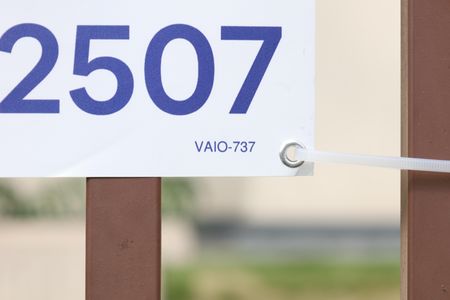Apartamento à venda com 41m², 2 quartos e sem vagaPlaca instalada na fachada do condomínio - Código da placa: VAIO - 737