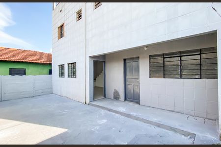 Apartamento para alugar com 110m², 2 quartos e 3 vagasQuintal