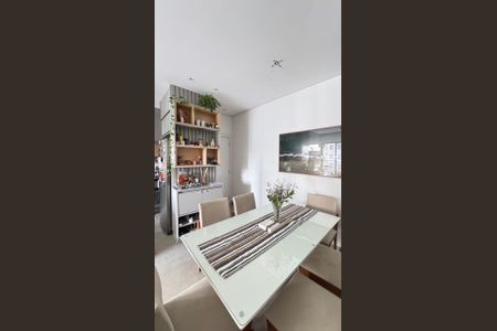 Apartamento para alugar com 67m², 2 quartos e 2 vagasSala