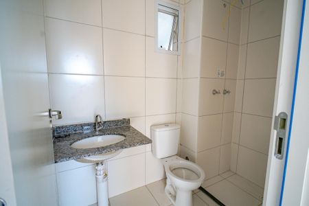 Apartamento à venda com 48m², 2 quartos e 1 vaga Apartamento à venda com 48m², 2 quartos e 1 vagaBanheiro