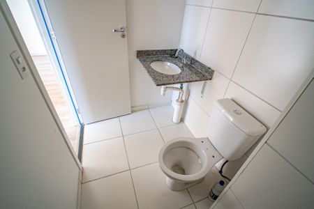 Apartamento à venda com 48m², 2 quartos e 1 vaga Apartamento à venda com 48m², 2 quartos e 1 vagaBanheiro
