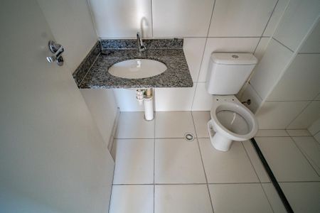 Apartamento à venda com 48m², 2 quartos e 1 vaga Apartamento à venda com 48m², 2 quartos e 1 vagaBanheiro
