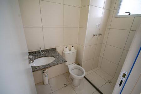 Apartamento à venda com 48m², 2 quartos e 1 vaga Apartamento à venda com 48m², 2 quartos e 1 vagaBanheiro da Suíte
