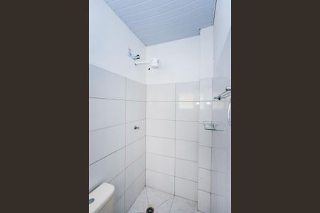 Banheiro de kitnet/studio para alugar com 1 quarto, 30m² em Freguesia do Ó, São Paulo