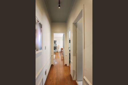 Apartamento à venda com 102m², 3 quartos e 2 vagasCorredor