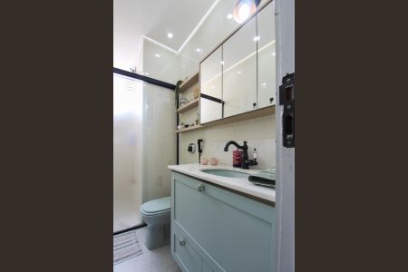 Apartamento à venda com 102m², 3 quartos e 2 vagasBanheiro Social