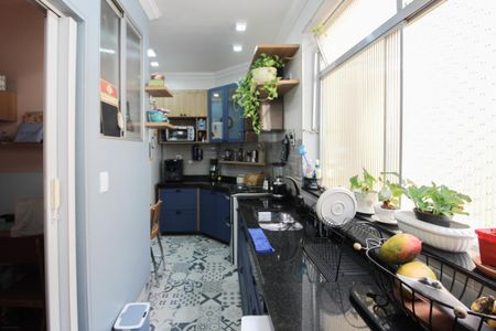 Apartamento à venda com 102m², 3 quartos e 2 vagasCozinha e Área de Serviço